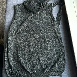 Saks fifth avenue extra fine merino wool mock tie neck sleeveless top in M